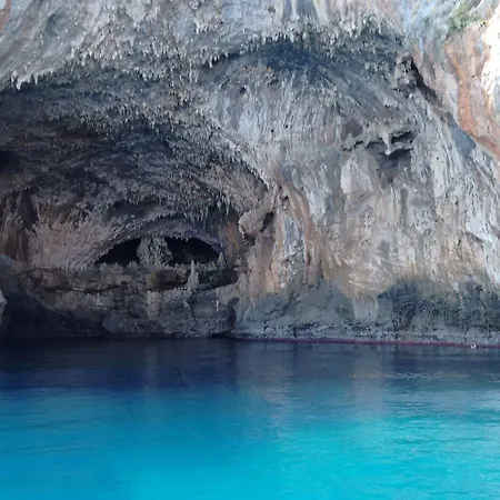 Kalogirou Stone House * Limniónas